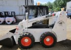 Мини-погрузчик с бортовым поворотом WS60